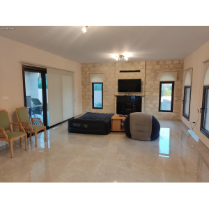 <a href='https://www.meshiti.com/view-property/en/4841_mountains_30_min._driving_distance_or_more_house__villa_for_rent/'>View Property</a>